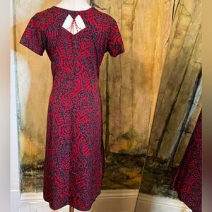 💥Priced to sell💥
NO OFFERS l
Vintage FAB JP Nagar Bangladesh dress Size S/M